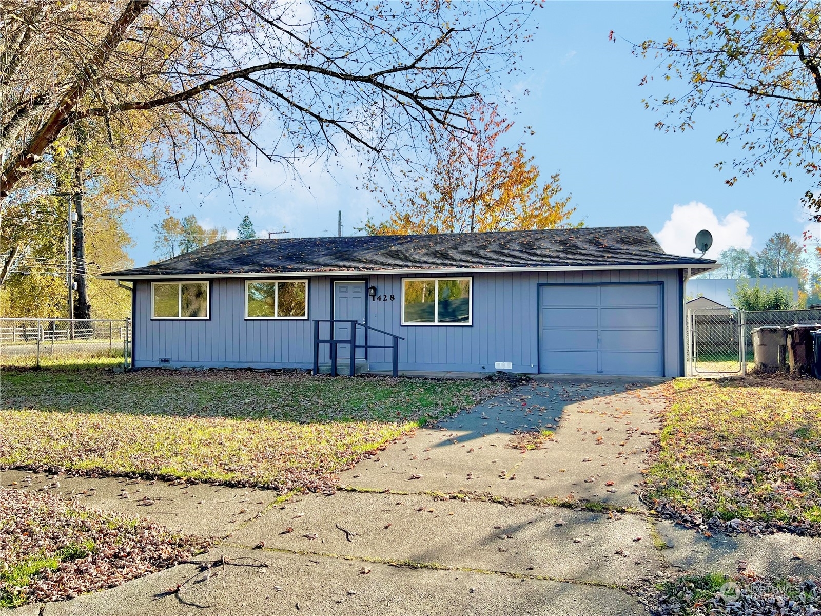 Property Photo:  1428 E 55th Street  WA 98404 