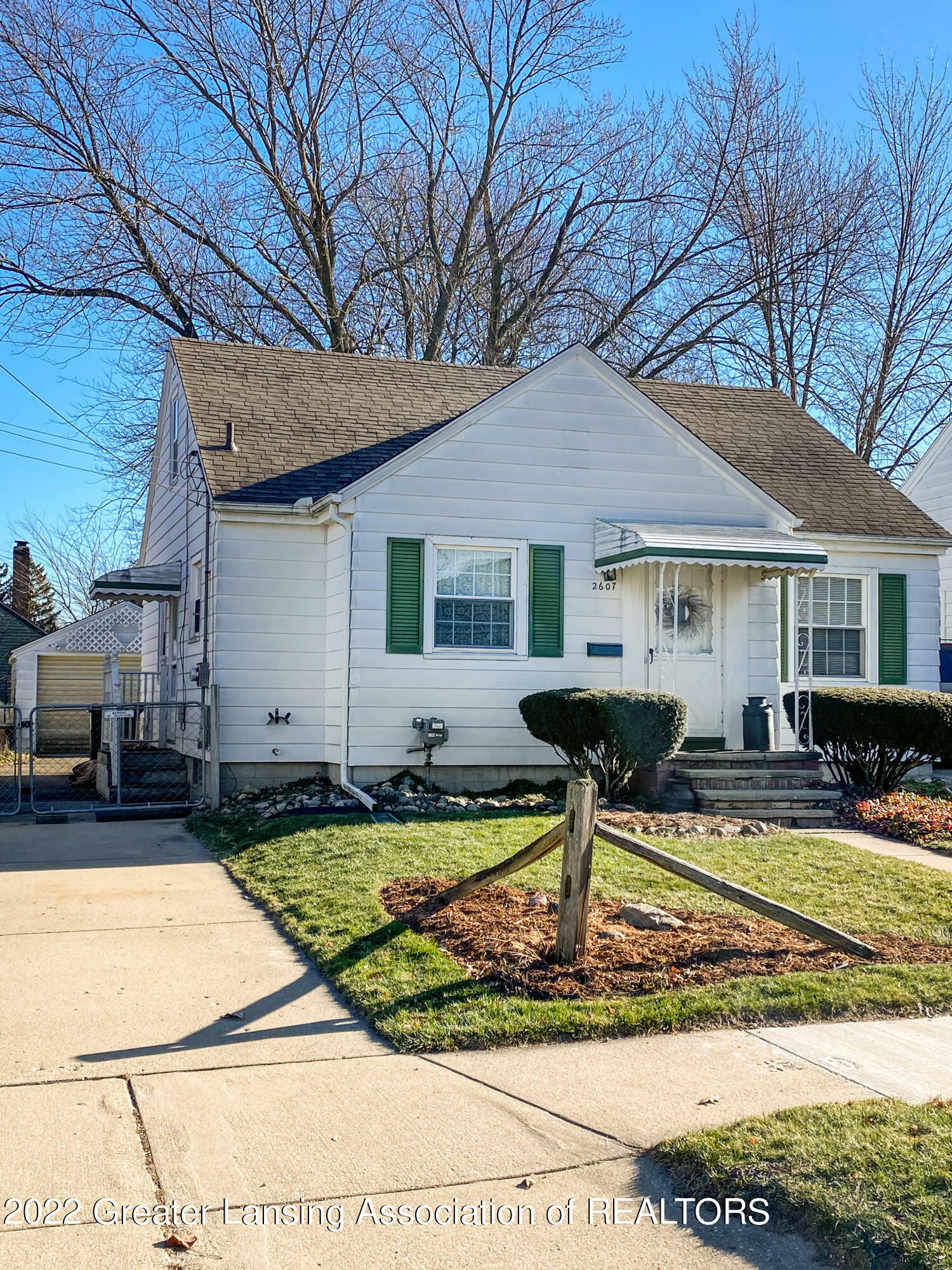 Property Photo:  2607 Marion Avenue  MI 48910 