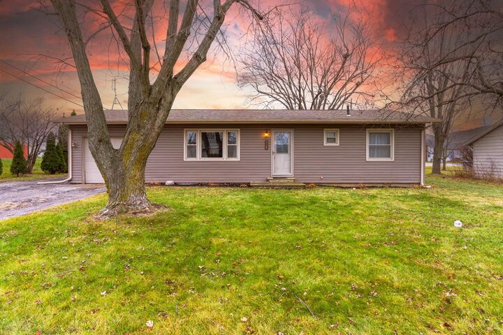 517 N Liberty Court  Albion IN 46701-1507 photo