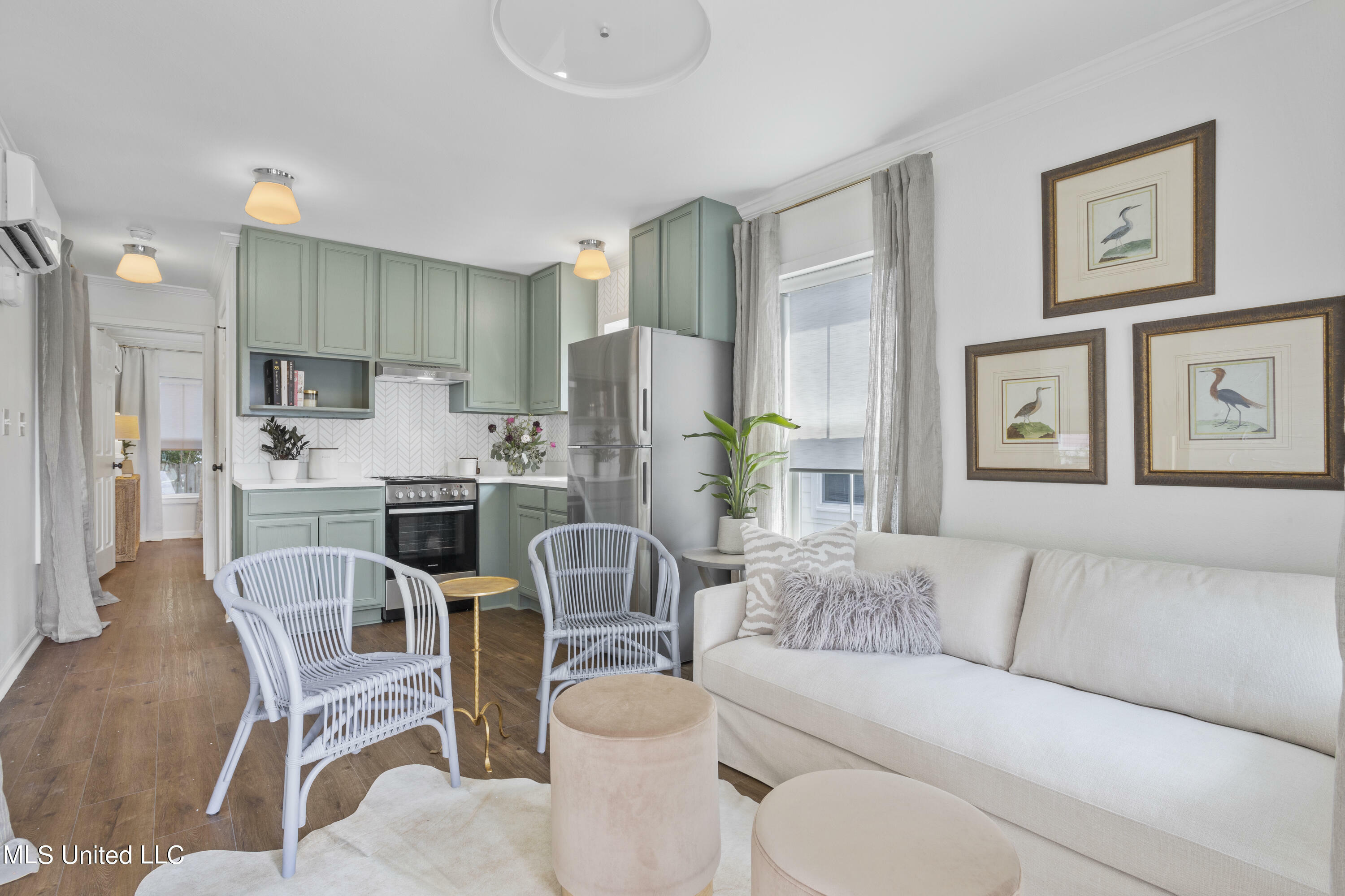 Property Photo: 215 E Second Street MS 39571