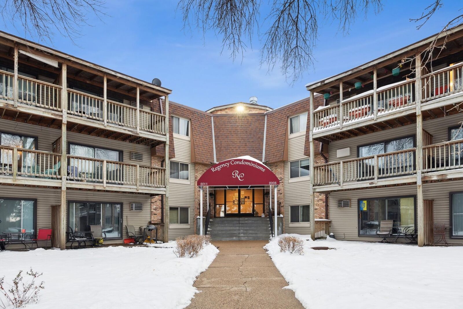 Property Photo:  2005 E 122nd Street A15  MN 55337 