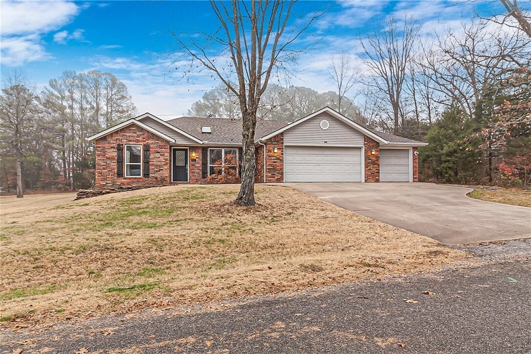 Property Photo:  1 Constance Circle  AR 72714 