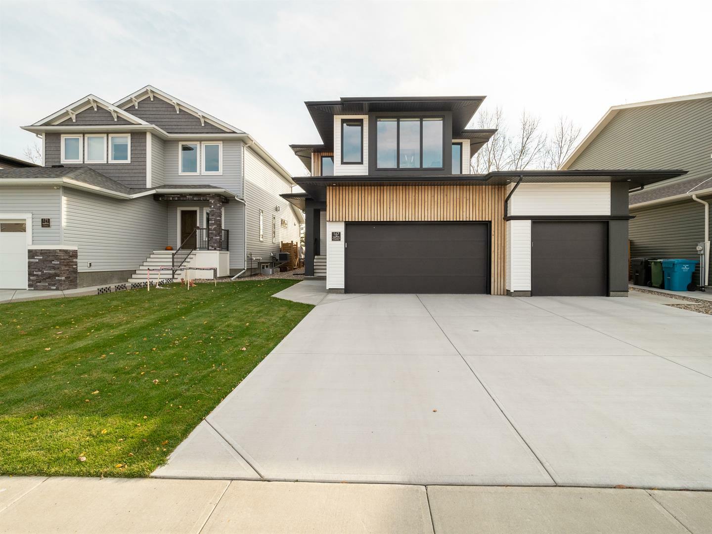 Property Photo: 167 Westgate Drive AB T1M 0E1