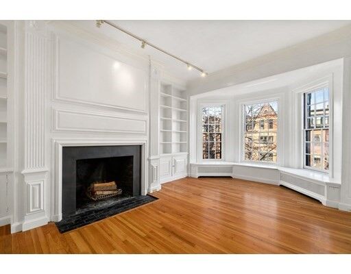 Property Photo: 298 Marlborough Street 5 MA 02116