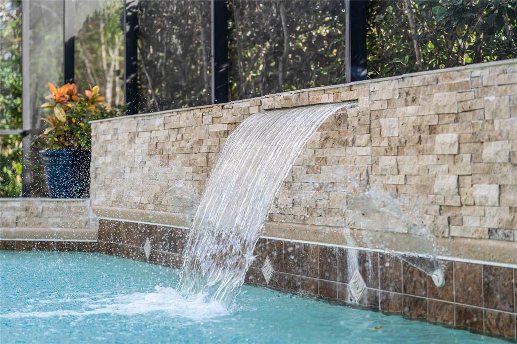 Property Photo: 2326 Hedgegate Court FL 32828