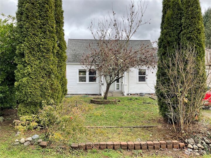 Property Photo:  742 Pioneer Street SW  WA 98512 