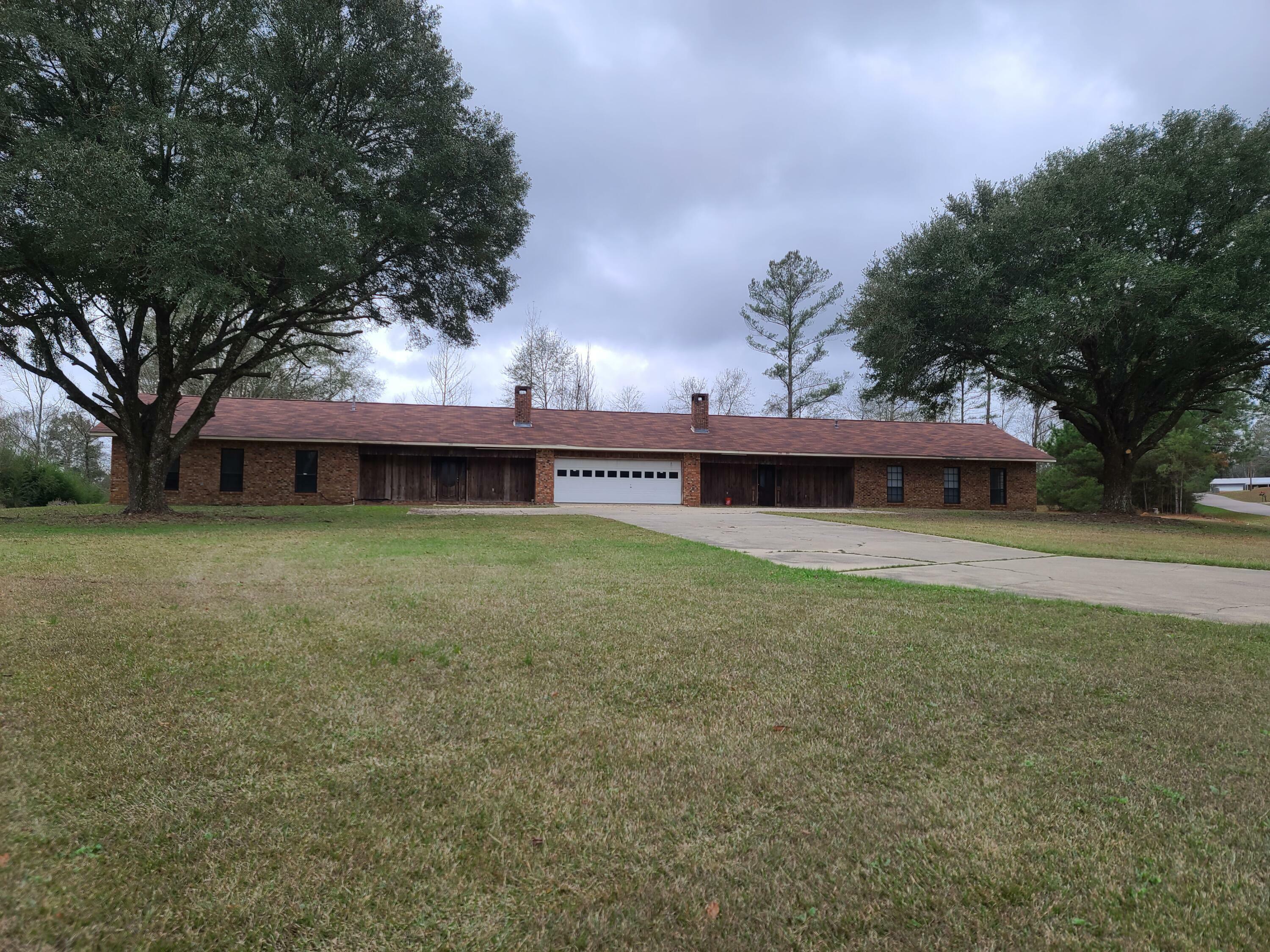 Property Photo:  256 Will Hayes Rd.  MS 39437 