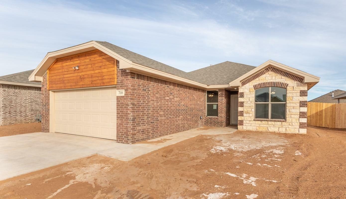 Property Photo:  708 E 18th  TX 79382 