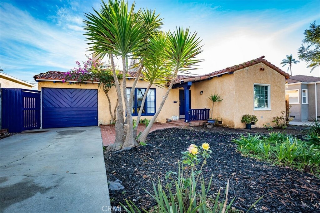 Property Photo:  512 E Hermosa Street  CA 93454 