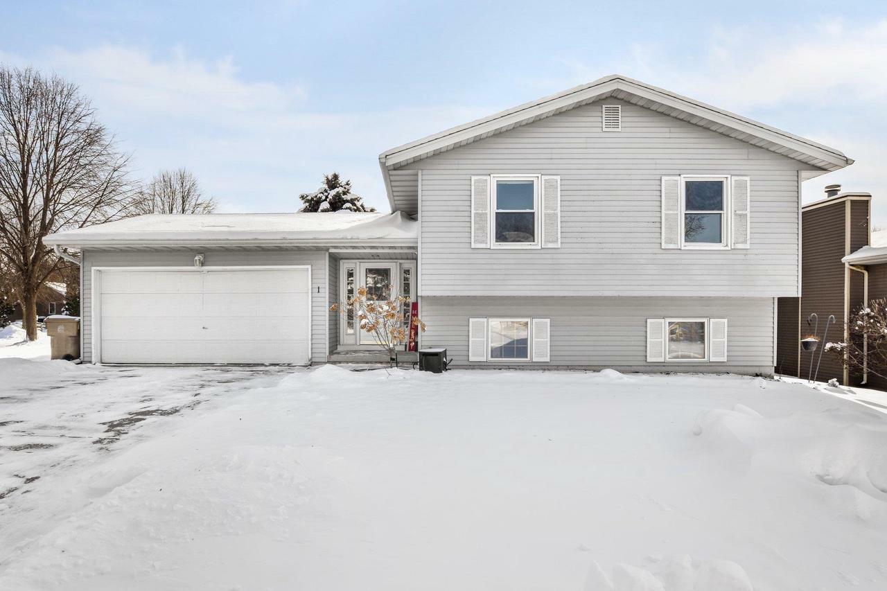 Property Photo:  1 Salina Court  WI 53719 