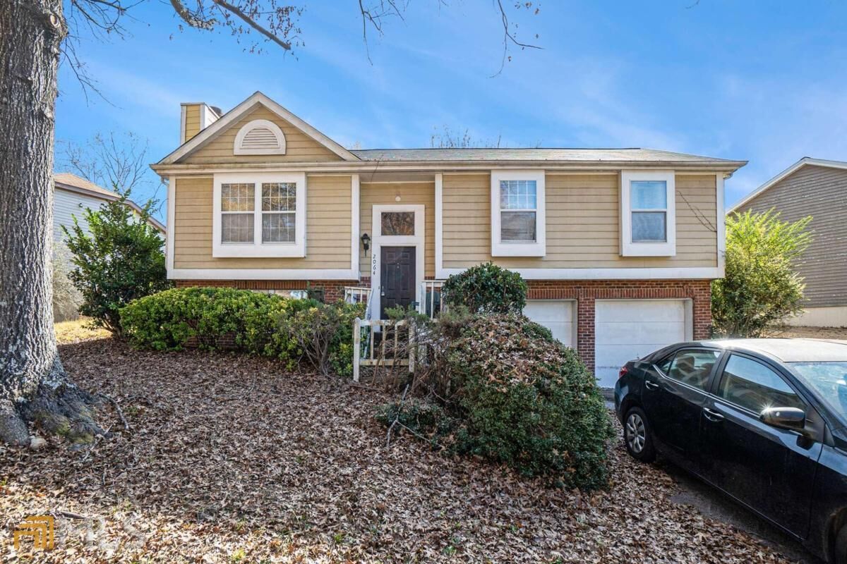 Property Photo:  2064 Raintree Place  GA 30058 