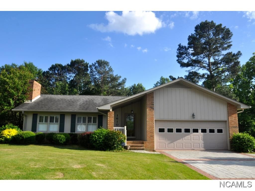 Property Photo:  1610 Manor Dr  AL 35055 - CULLMAN 