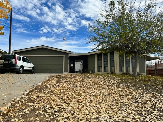 Property Photo: 13171 7th Place CA 92399