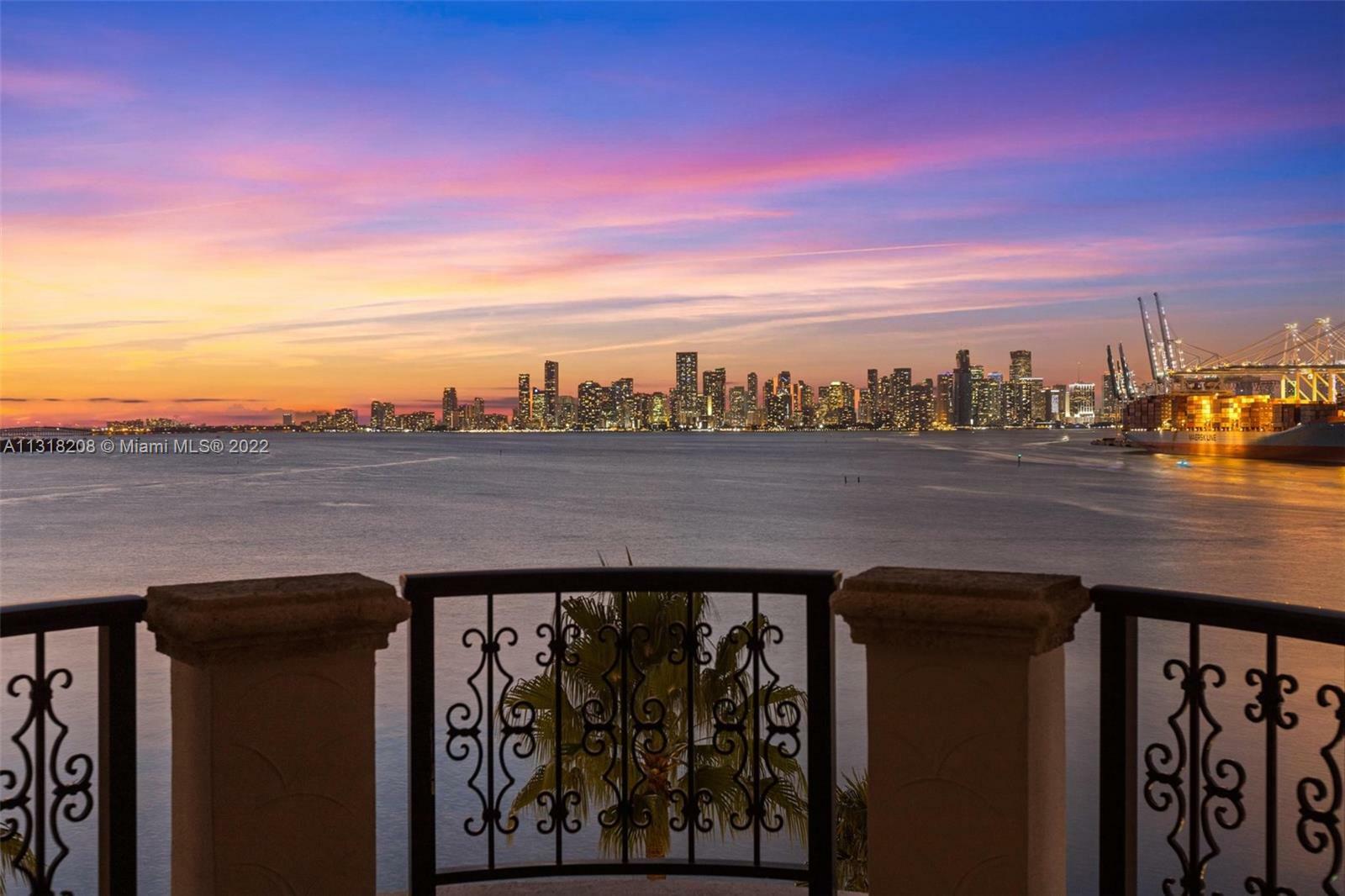 Property Photo: 5275 Fisher Island Dr 5275 FL 33109