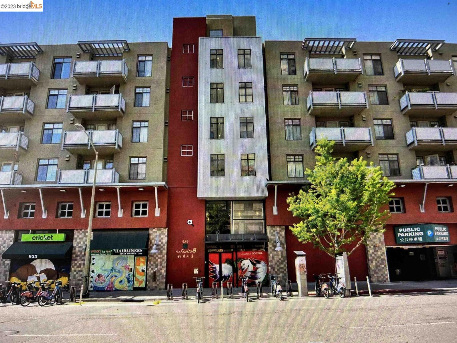 Property Photo:  989 Franklin St 420  CA 94607 