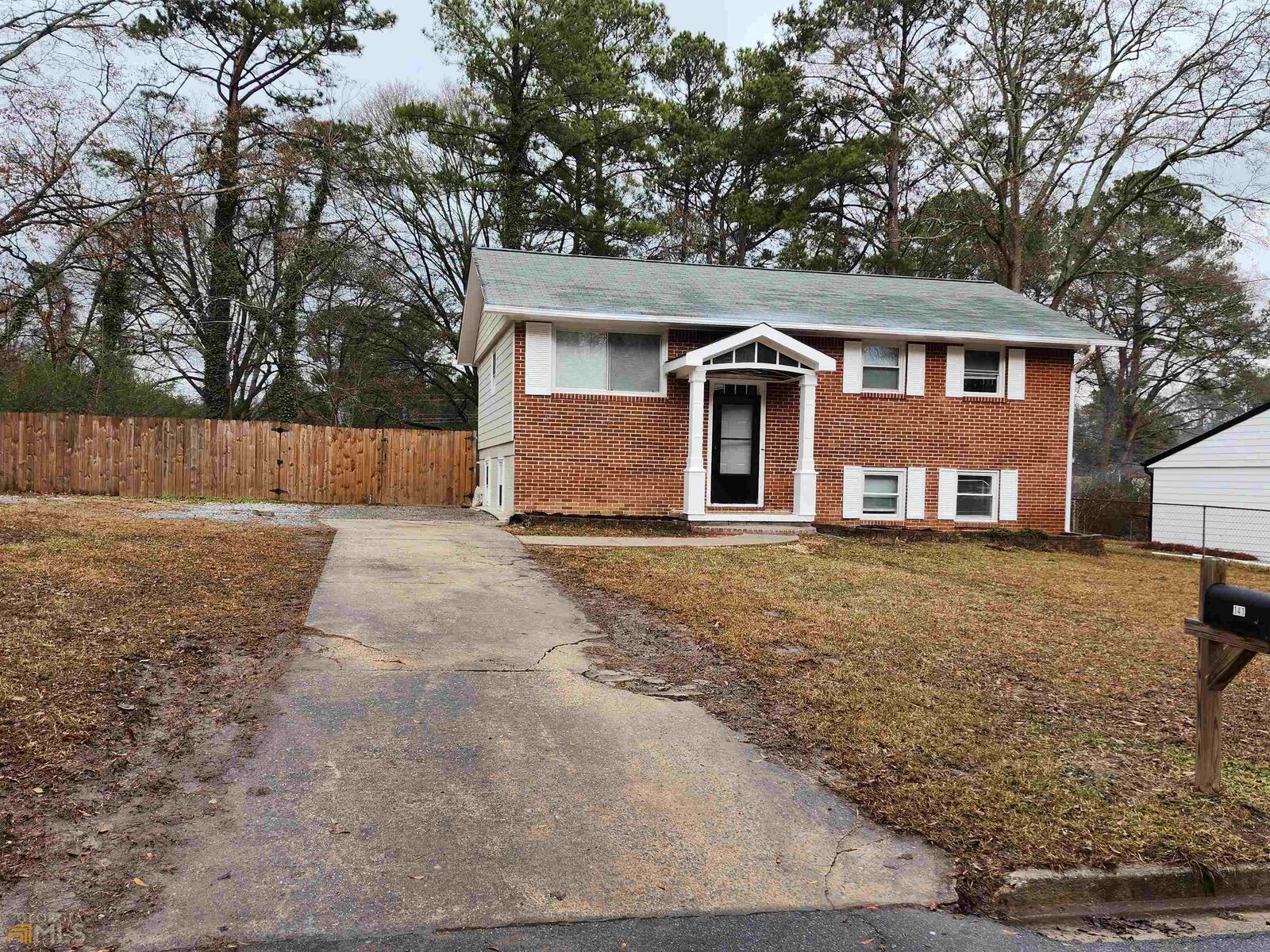 Property Photo:  141 Alexander Court  GA 30274 