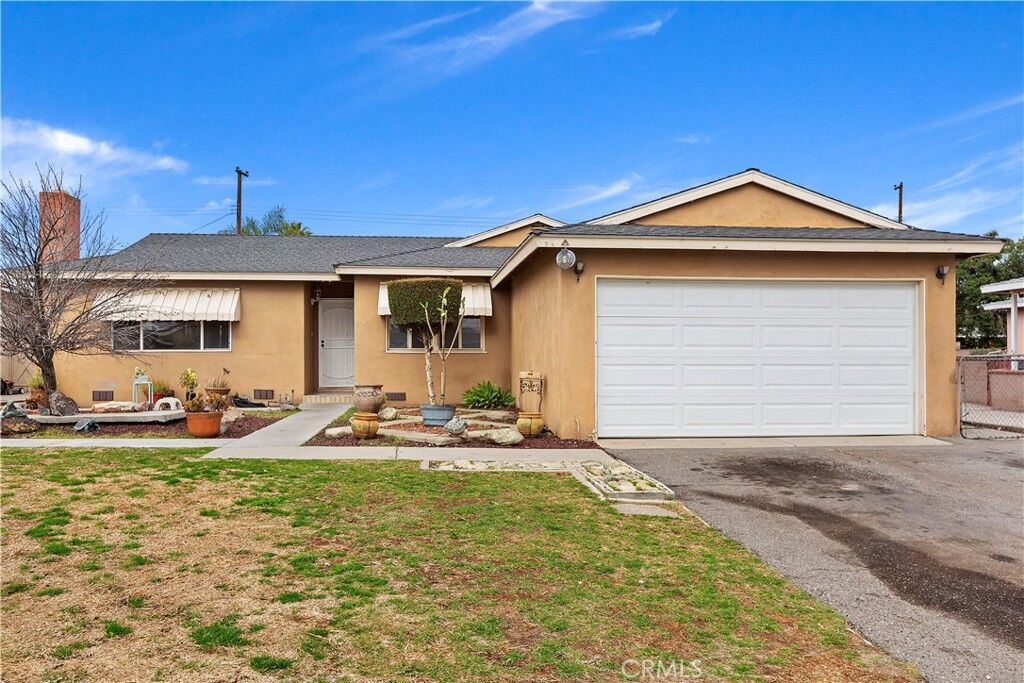 Property Photo: 206 E Virginia Street CA 92376