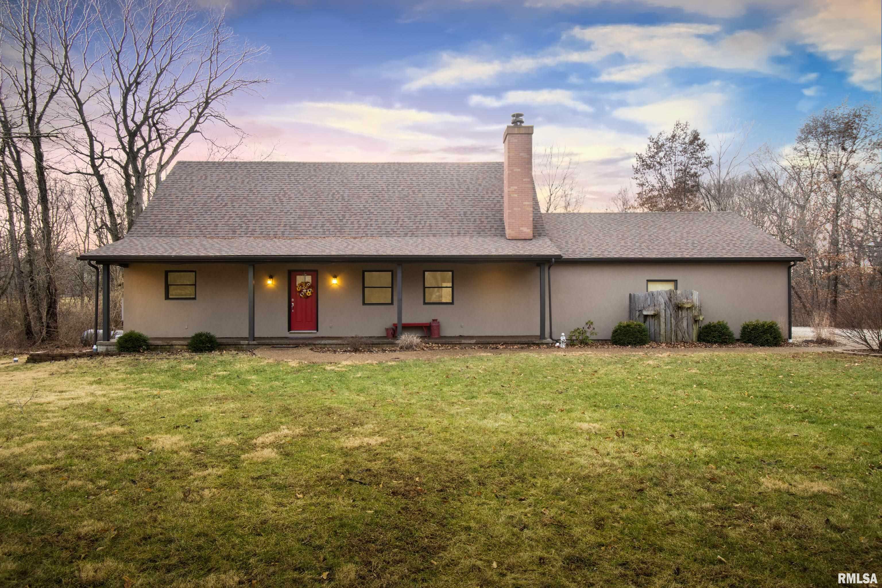 Property Photo: 8199 Ridgeway Drive IL 61747
