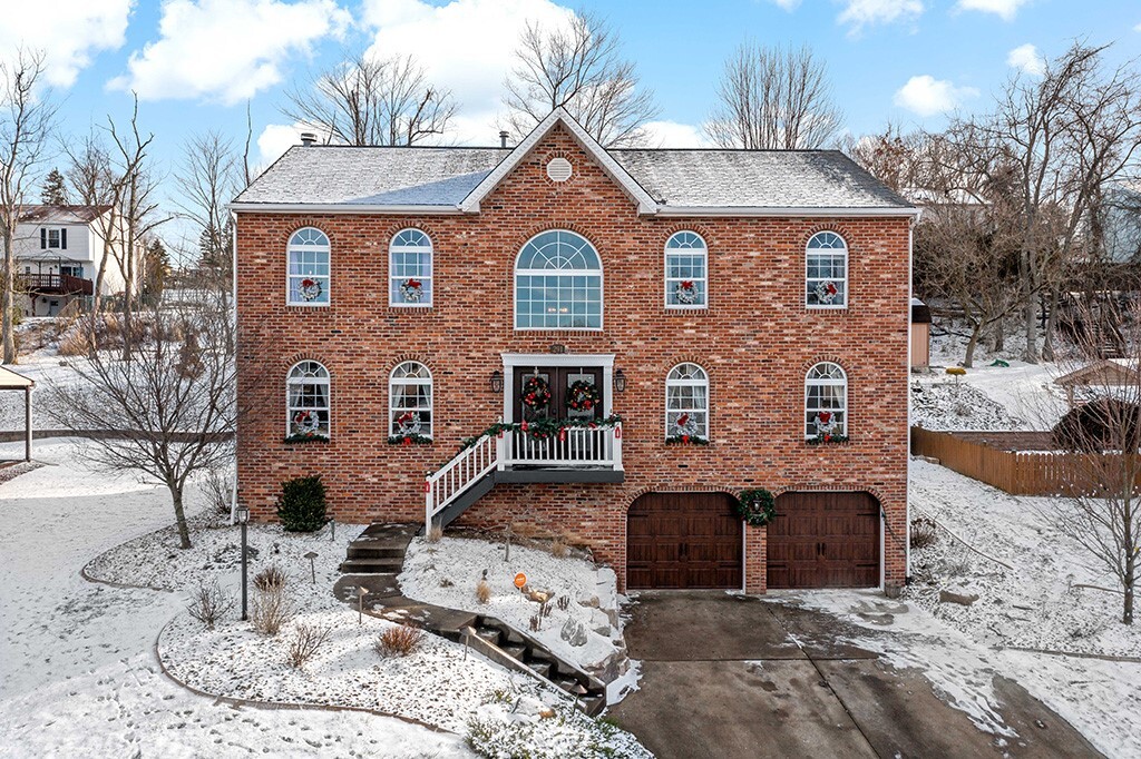 Property Photo:  291 Burning Oaks Dr  PA 15642 