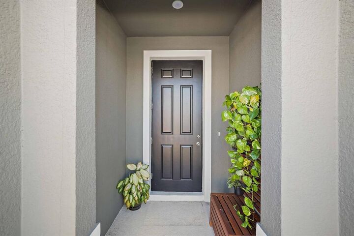 Property Photo:  336 August Fern Loop  FL 32757 