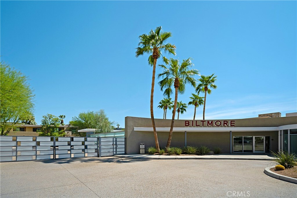 Property Photo:  1020 E Palm Canyon Drive 205  CA 92264 