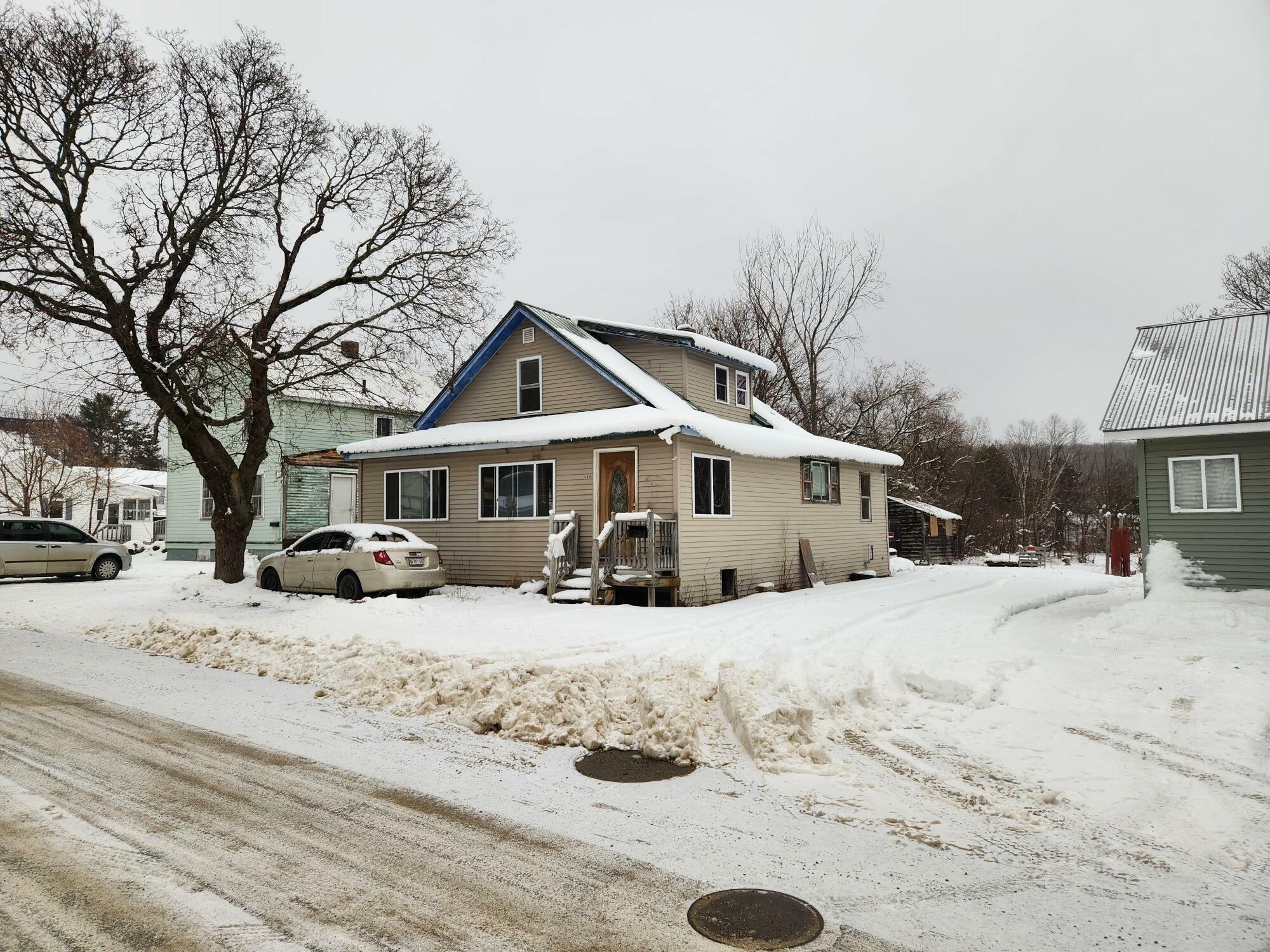 Property Photo:  489 Aroostook Avenue  ME 04462 