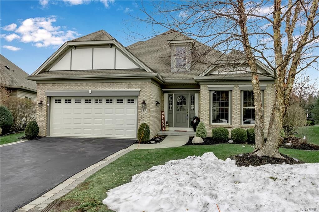 Property Photo:  172 Haverford Lane  NY 14221 