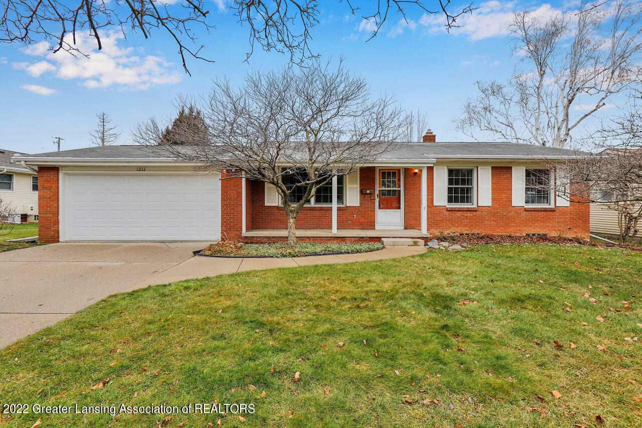 Property Photo: 1211 Chester Road MI 48912