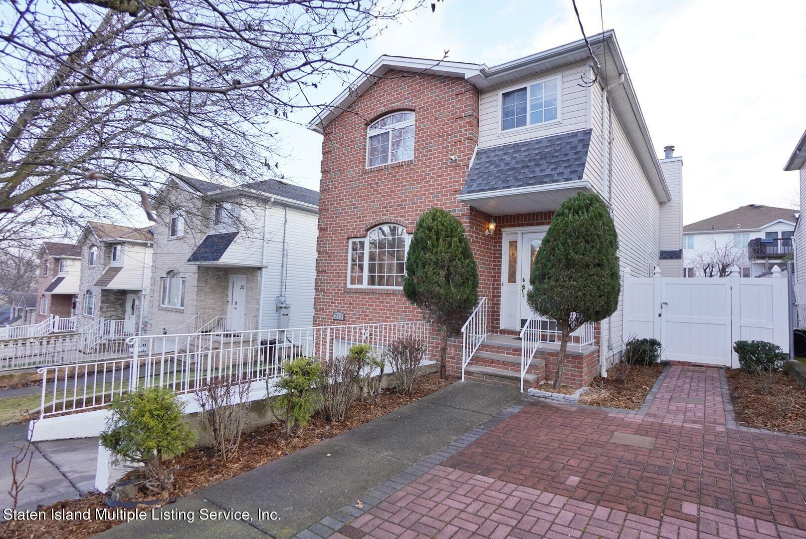 Property Photo: 221 Getz Avenue NY 10312