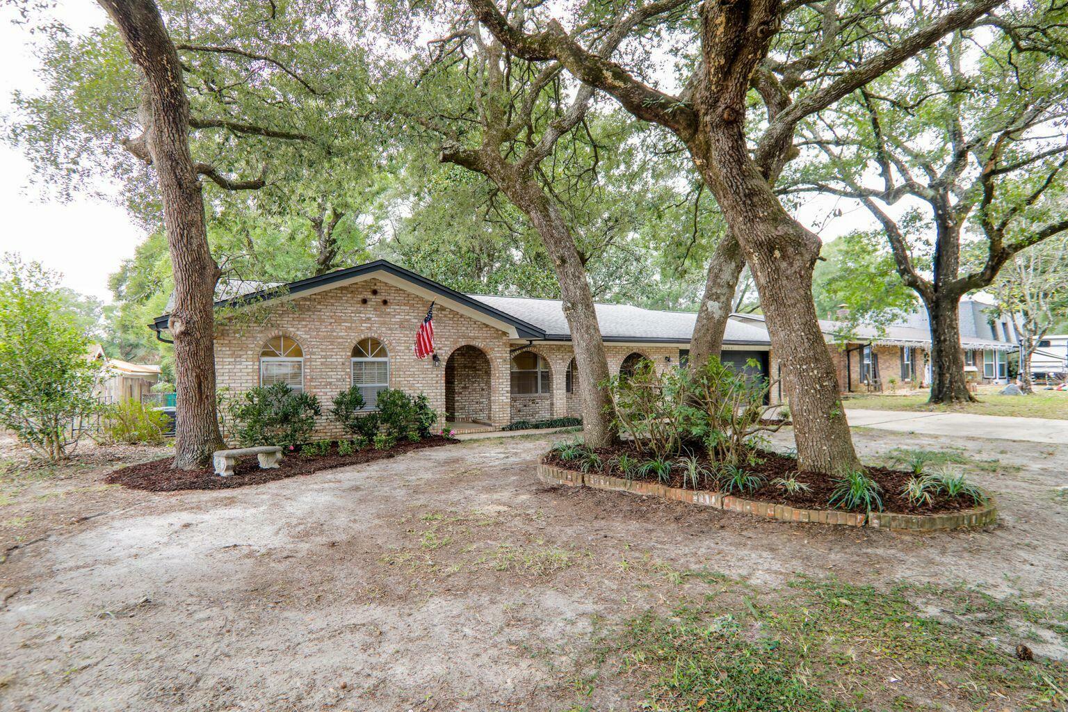 Property Photo:  2444 Duncan Drive  FL 32578 