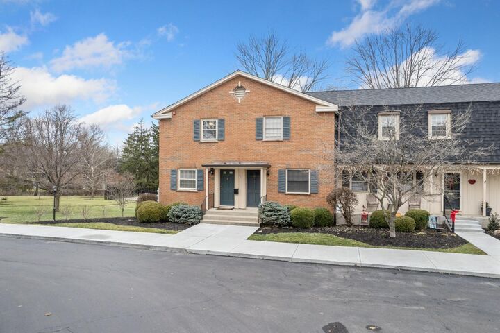 17 Creekwood  Glendale OH 45246 photo