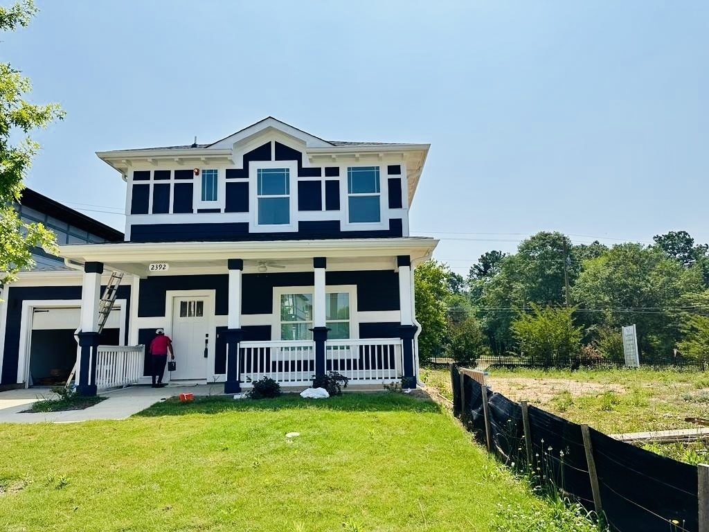 Property Photo: 2392 Rose Palm Place GA 30315