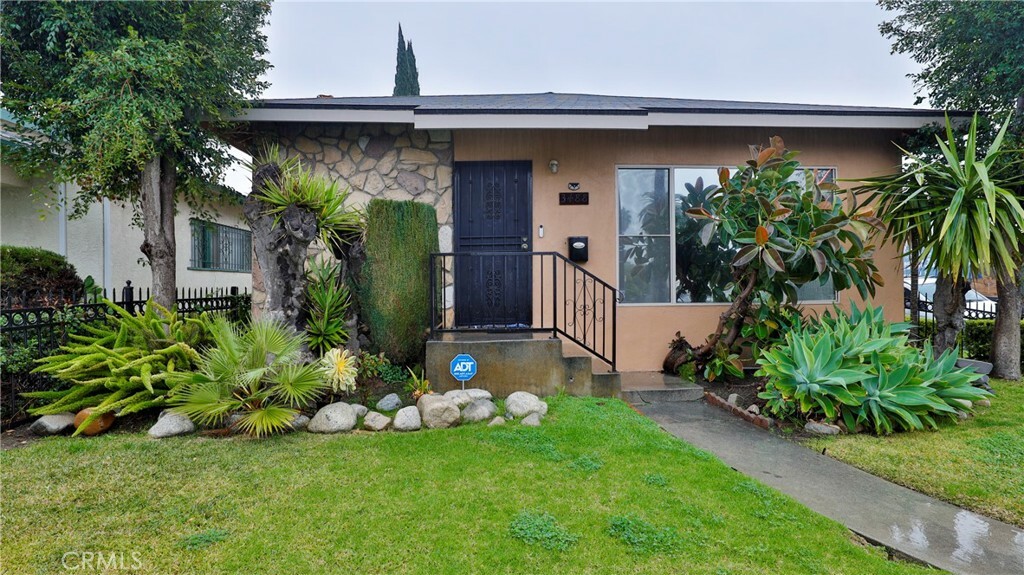 Property Photo: 3488 2nd Avenue CA 90018