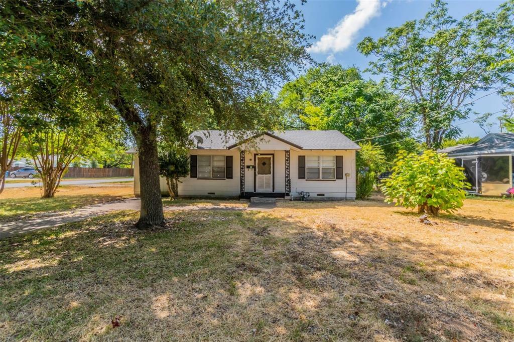 Property Photo:  308 Ferrell Drive  TX 75159 