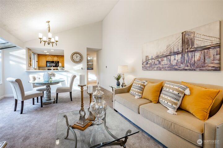 Property Photo:  10005 NE 123rd Street D  WA 98034