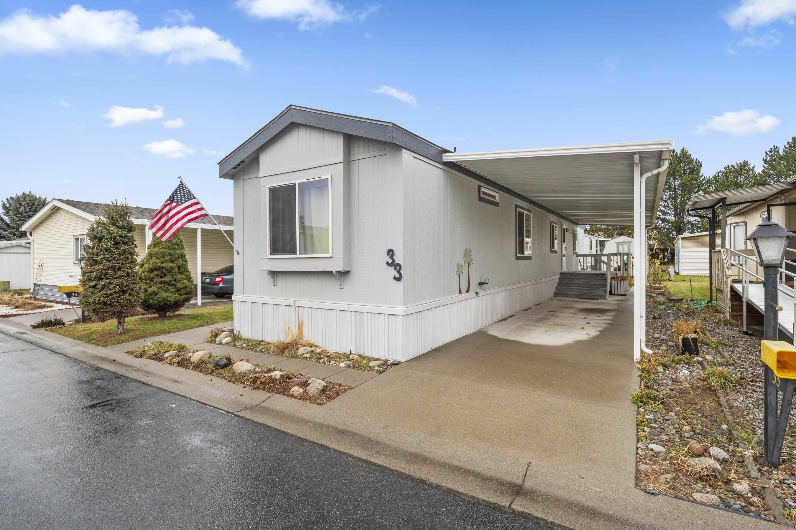 Property Photo: 304 S Conklin Rd 33 WA 99037