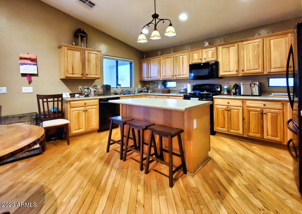 Property Photo:  1063 S 240th Drive  AZ 85326 