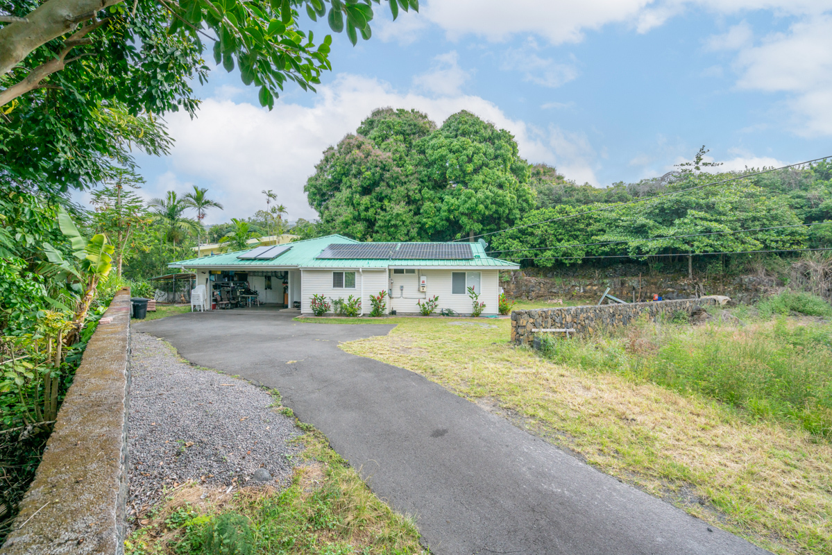 Property Photo:  74-4983 Palani Rd  HI 96740 