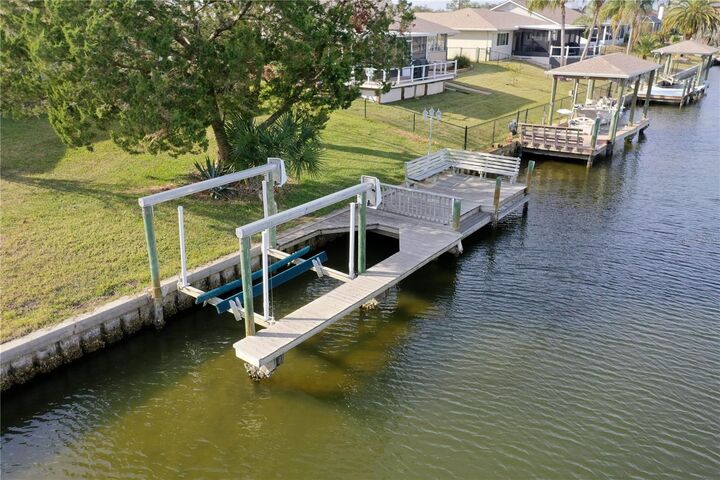 Property Photo:  19 Clearview Court S  FL 32137 