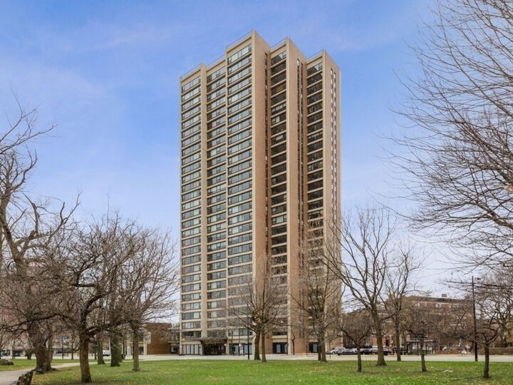 1850 N Clark Street 1706  Chicago IL 60614 photo