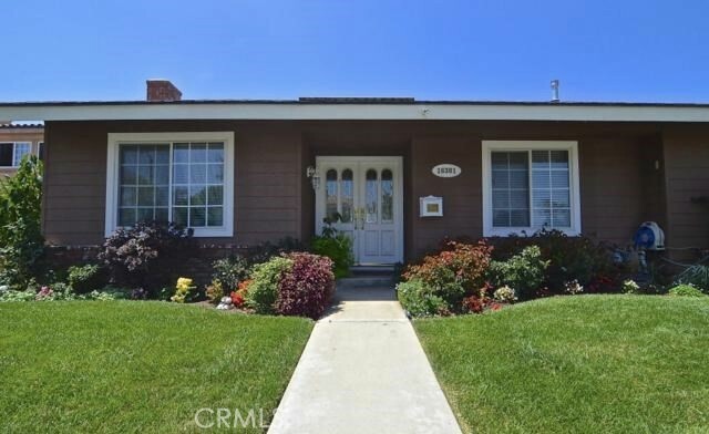 Property Photo:  16301 Shadbush Street  CA 92708 