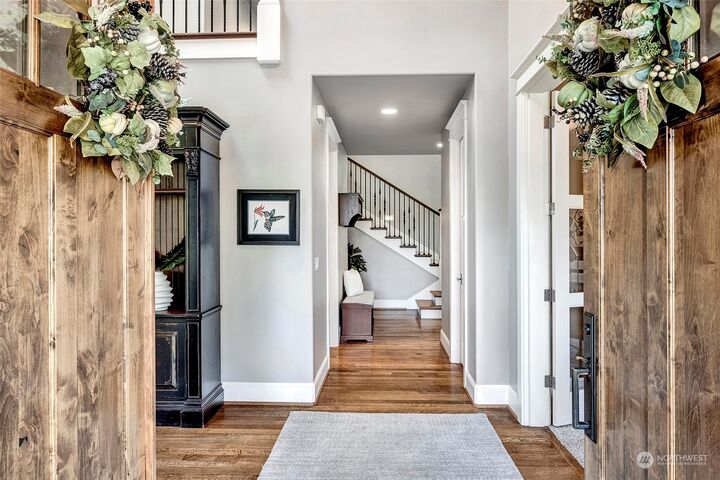 Property Photo:  805  4th Street  WA 98033 