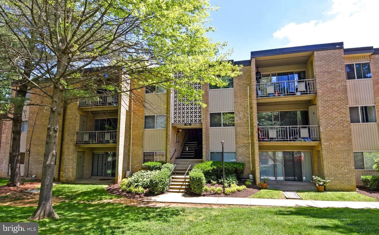 Property Photo: 5113 Crossfield Court 15 MD 20852