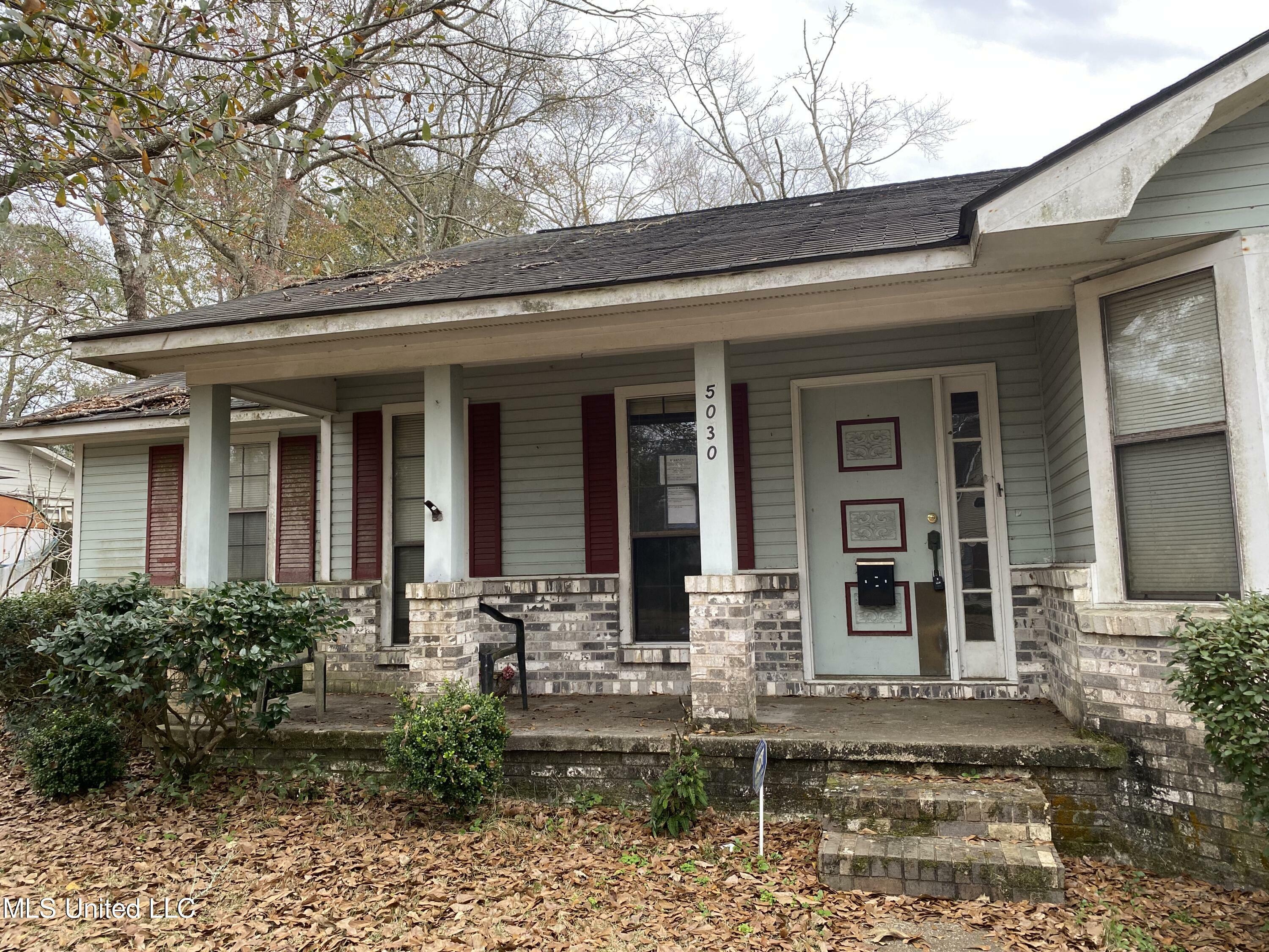 Property Photo:  5030 Ridgewood Drive  MS 39563 