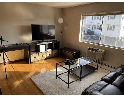 Property Photo:  1 Dunns Hill Road 6  MA 02169 