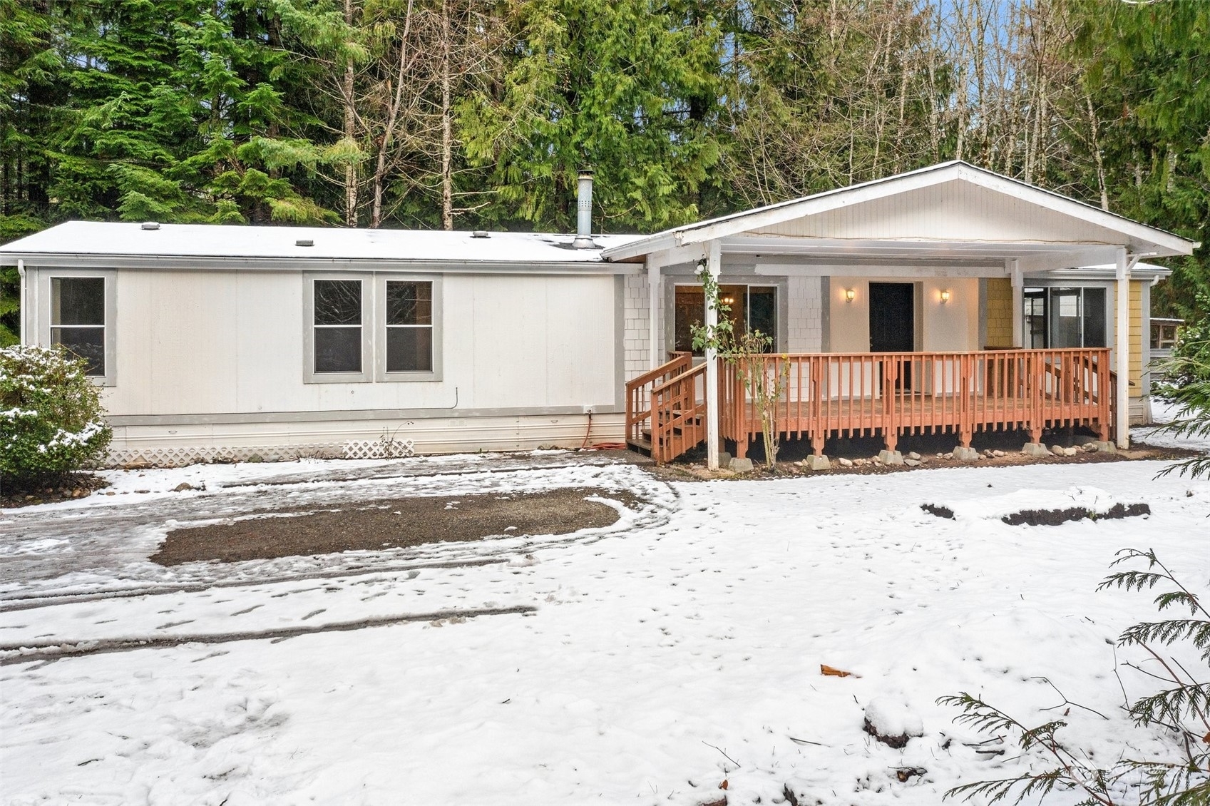 Property Photo: 40 N Teal Place WA 98548
