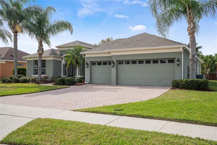 Property Photo: 1530 Lindzlu Street FL 34787