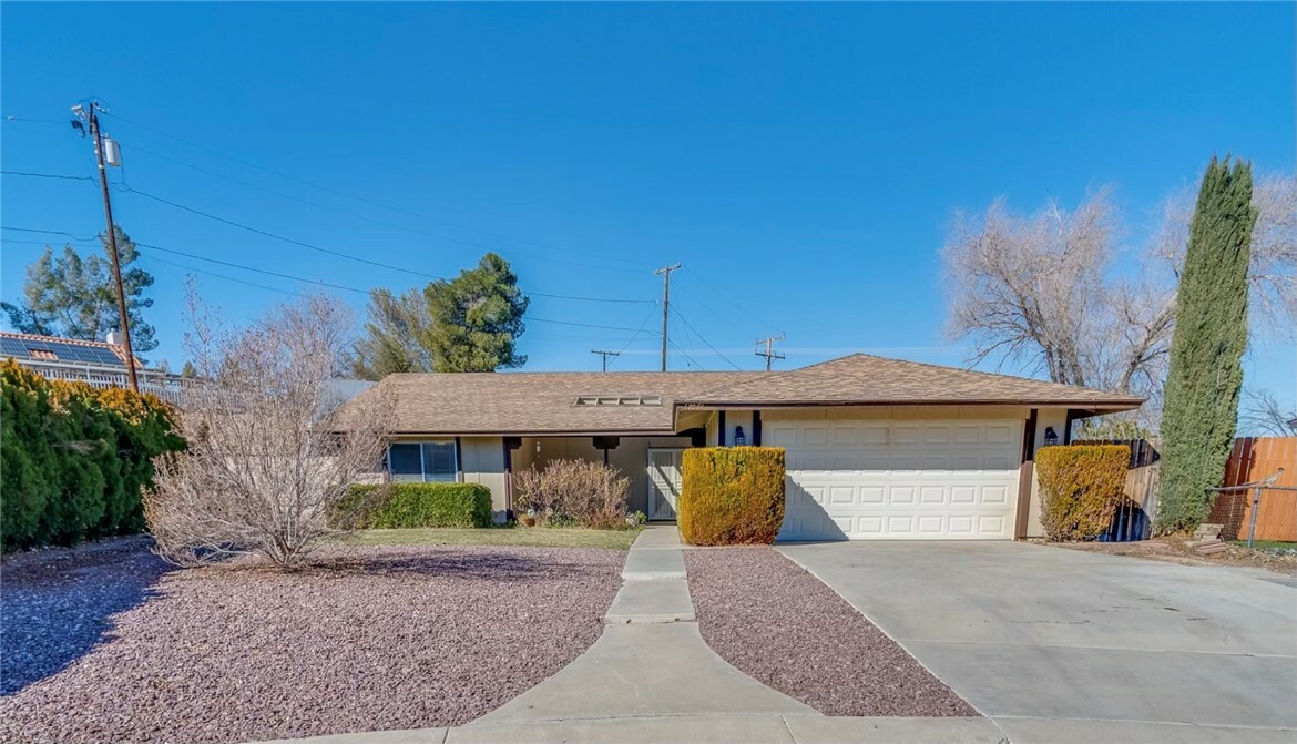 Property Photo: 17064 Lorene Place CA 92395