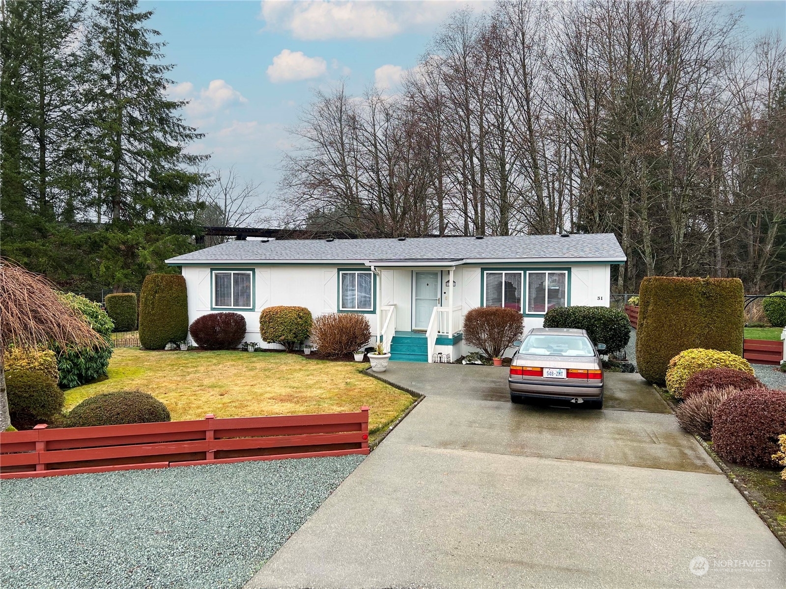 Property Photo:  600 N Reed Street 31  WA 98284 