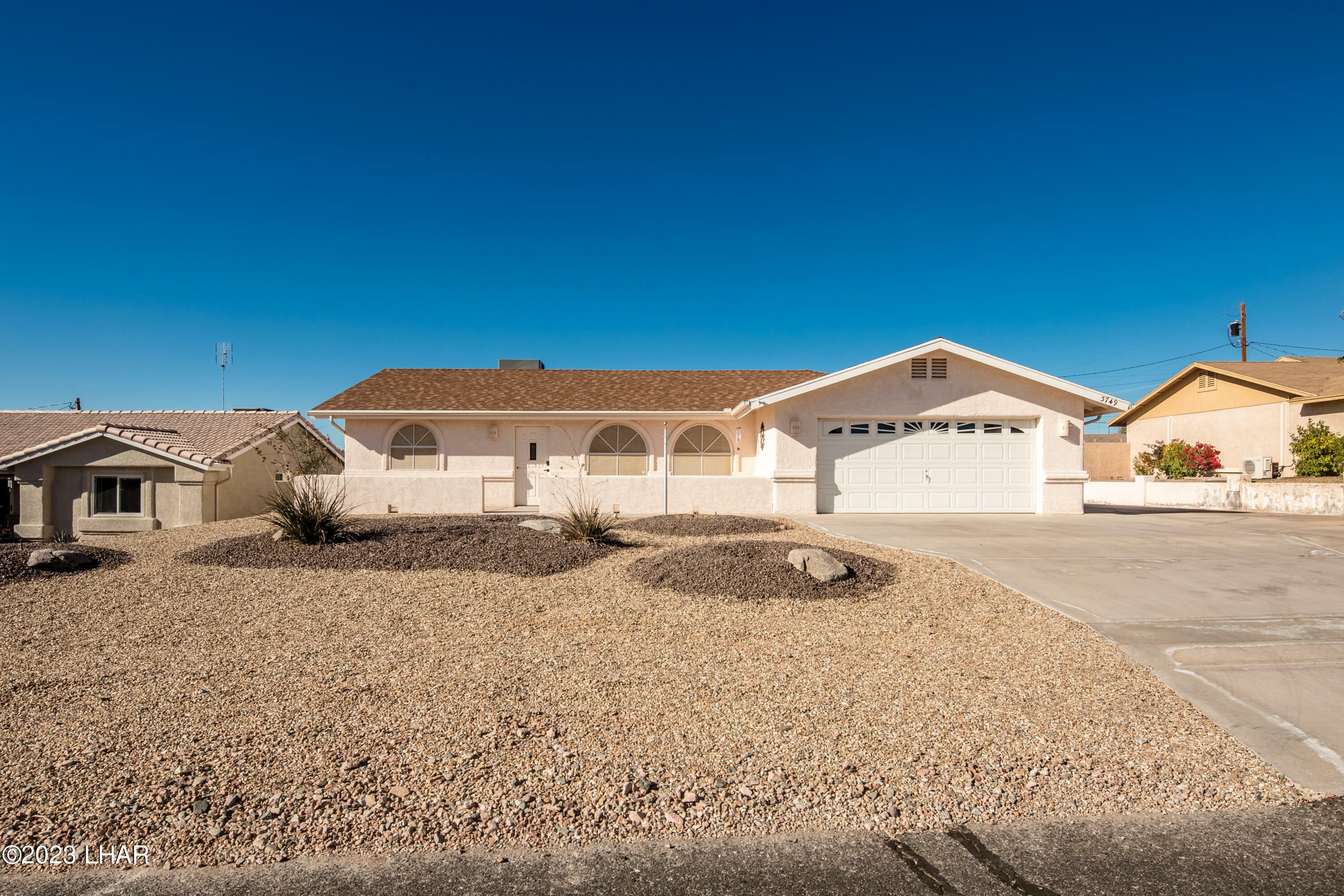 Property Photo:  3749 Brave Dr  AZ 86406 